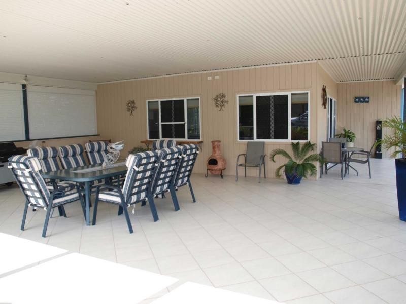 33 Taylor Street, Keppel Sands, Emu Park QLD 4710