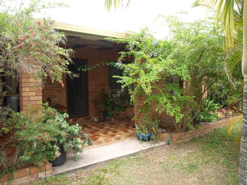 10 Crane Street, Emu Park QLD 4710