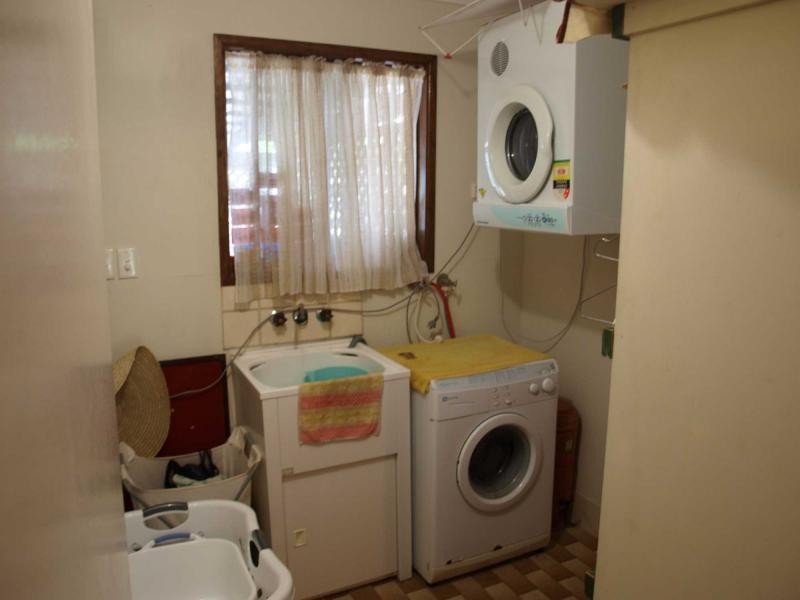 10 Crane Street, Emu Park QLD 4710