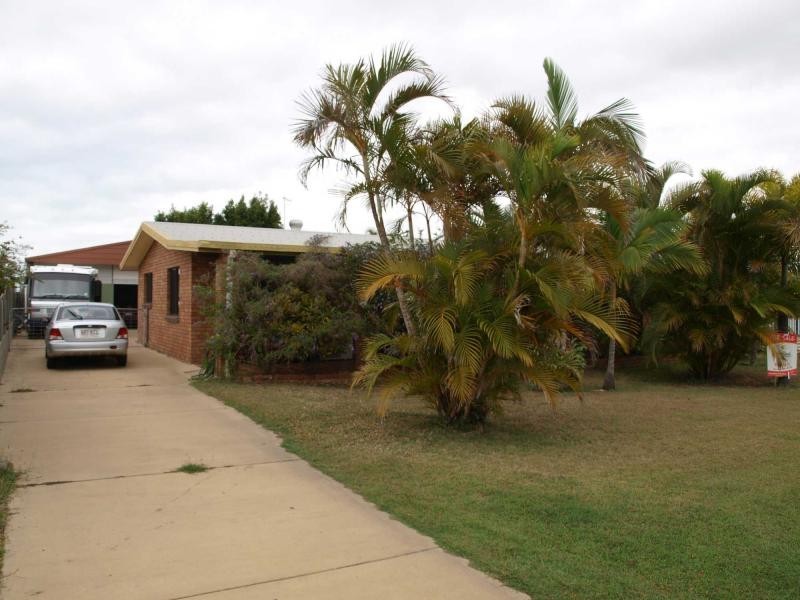 10 Crane Street, Emu Park QLD 4710