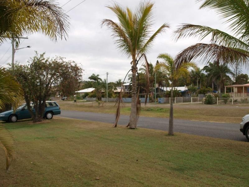 10 Crane Street, Emu Park QLD 4710