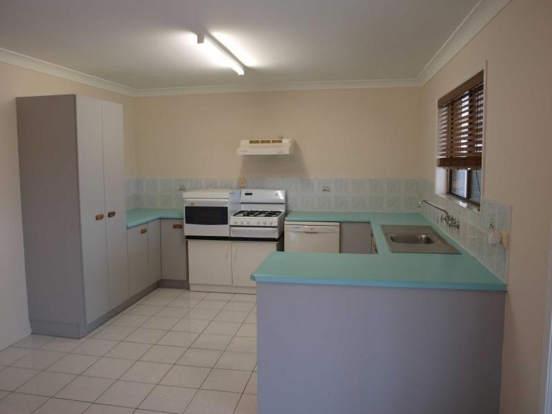 56 Rayner Road, Alton Downs QLD 4702