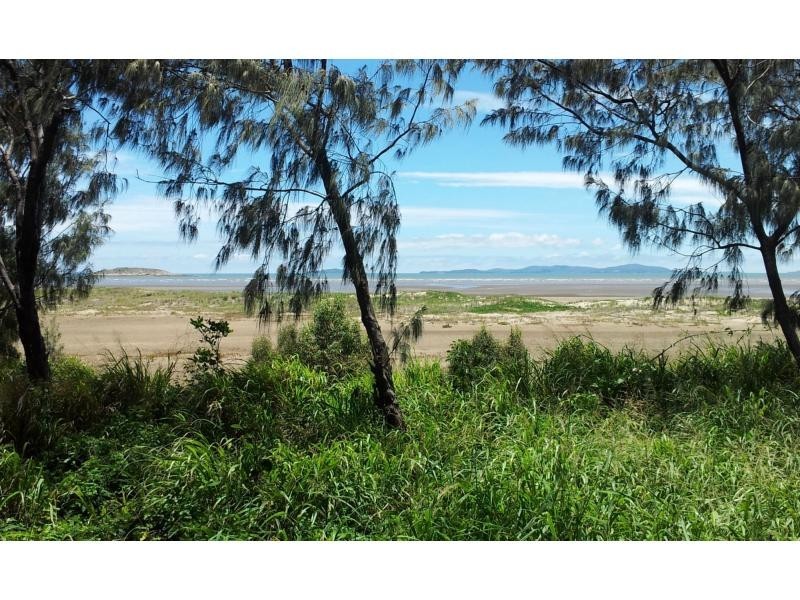 862 Scenic Highway, Kinka Beach, Yeppoon QLD 4703