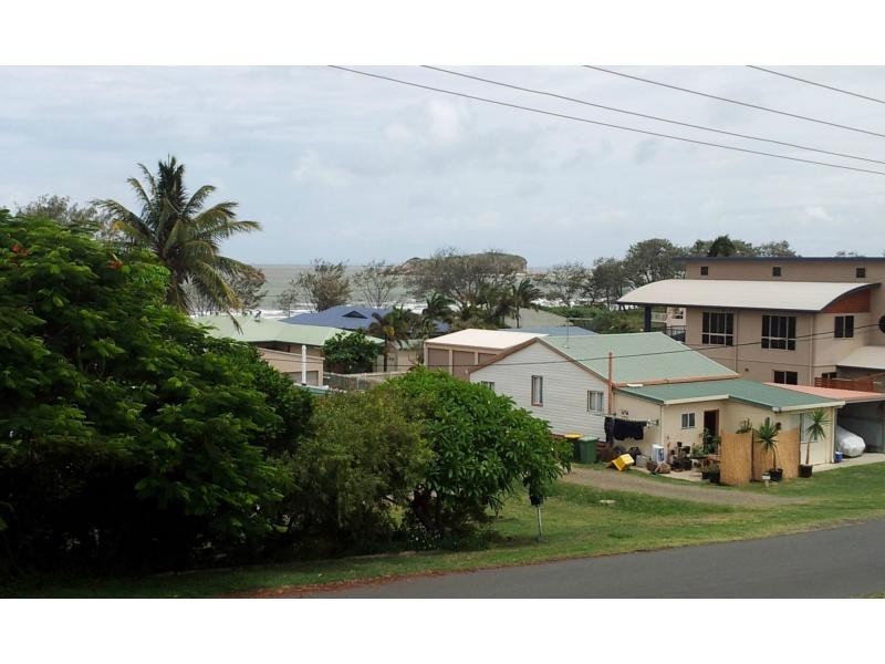 10 Arthur Street, Zilzie, Emu Park QLD 4710