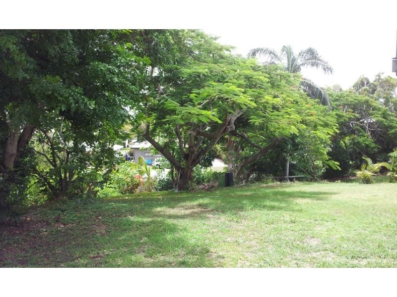 10 Arthur Street, Zilzie, Emu Park QLD 4710