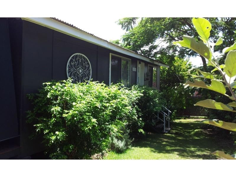 16 Hutton Street, Yeppoon QLD 4703