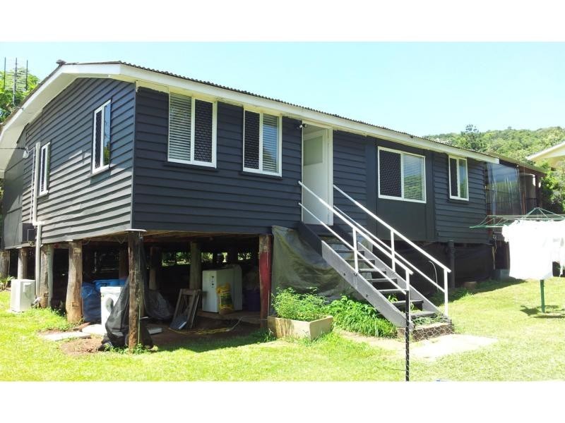 16 Hutton Street, Yeppoon QLD 4703