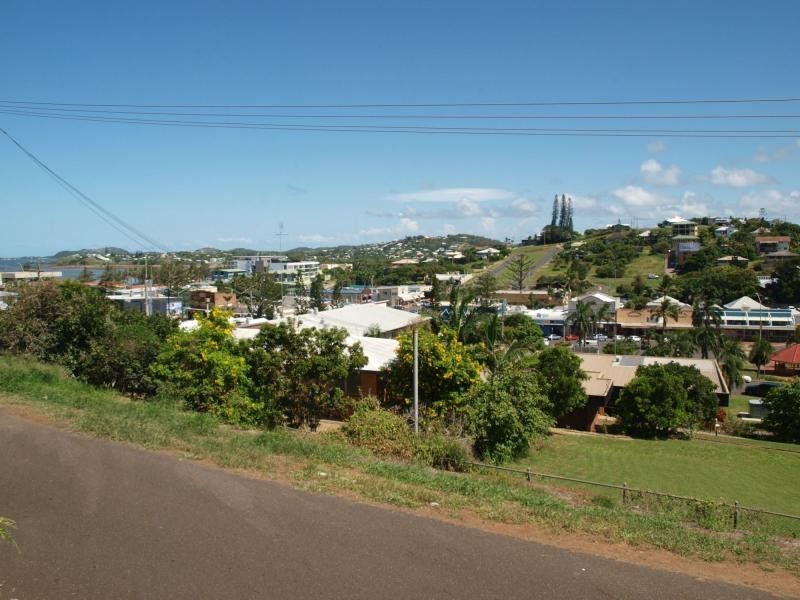 17 Raymond Terrace, Yeppoon QLD 4703