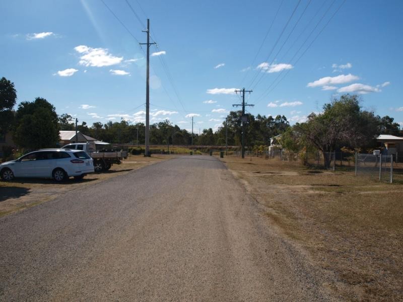 38 Edith Street, Port Curtis, Rockhampton City QLD 4700