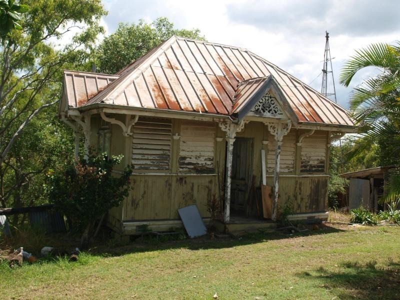 3413 Emu Park Road, Emu Park QLD 4710