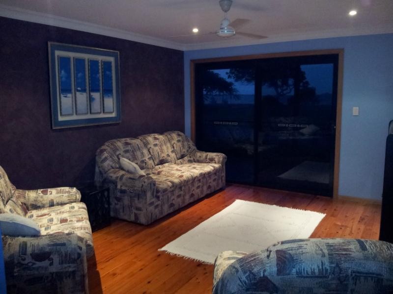 142 Schofield Parade, Keppel Sands QLD 4702