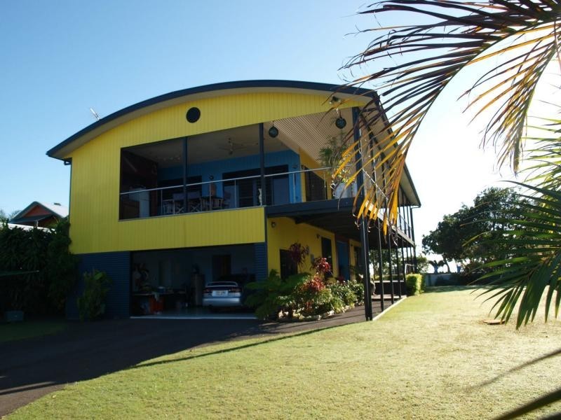 142 Schofield Parade, Keppel Sands QLD 4702