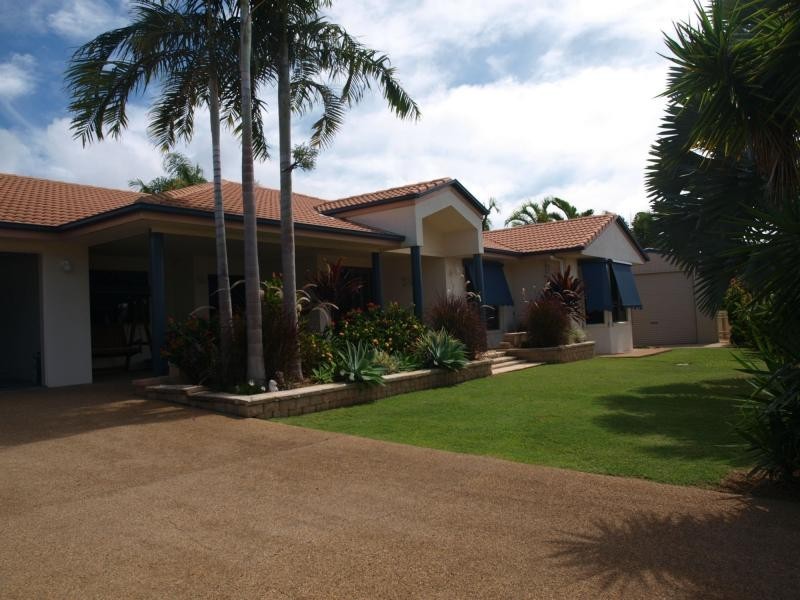 25 Macaulay Way, Pacific Heights, Yeppoon QLD 4703