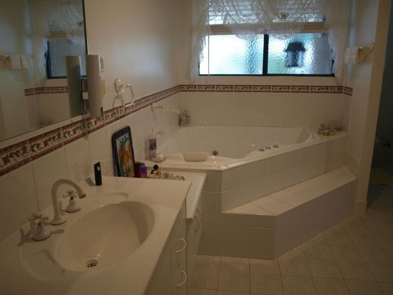 25 Macaulay Way, Pacific Heights, Yeppoon QLD 4703