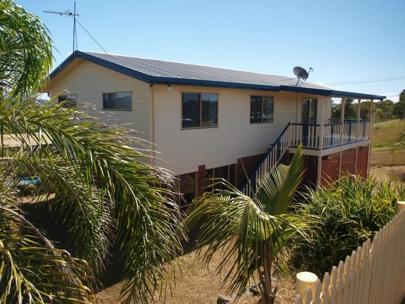 10 Vernon Street, Emu Park QLD 4710