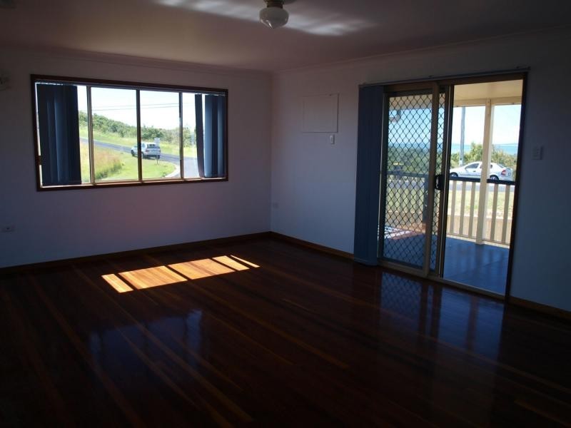 10 Vernon Street, Emu Park QLD 4710