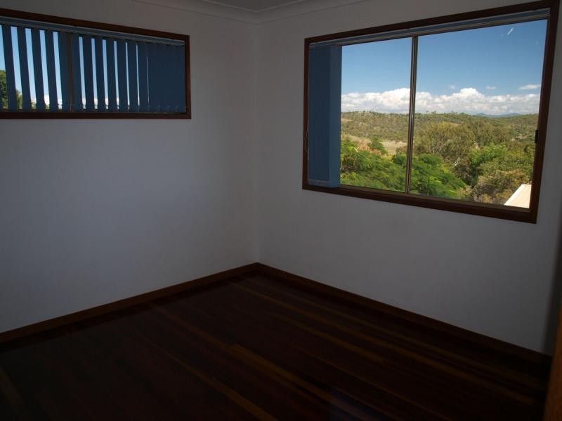 10 Vernon Street, Emu Park QLD 4710