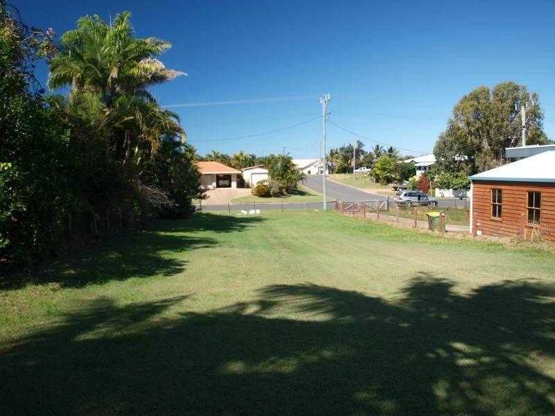 26 Ferguson Street, Emu Park QLD 4710