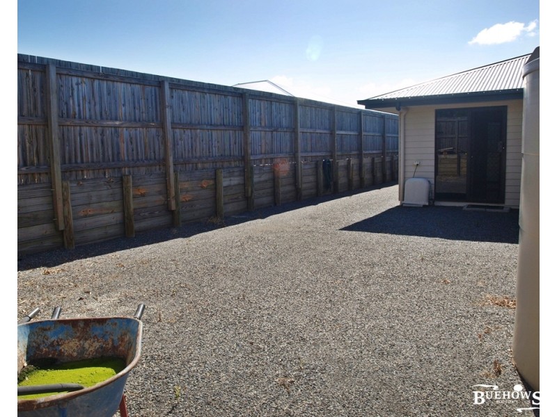 21 Cocoanut Point Dr, Zilzie QLD 4710