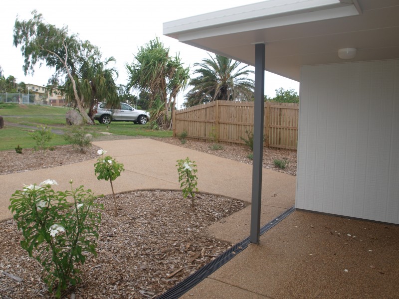 62 Hill Street, Emu Park QLD 4710