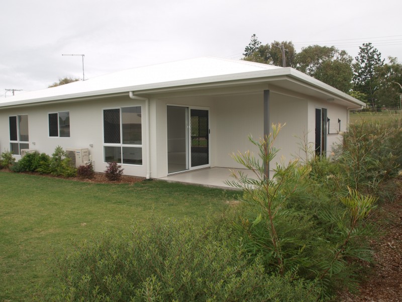 62 Hill Street, Emu Park QLD 4710