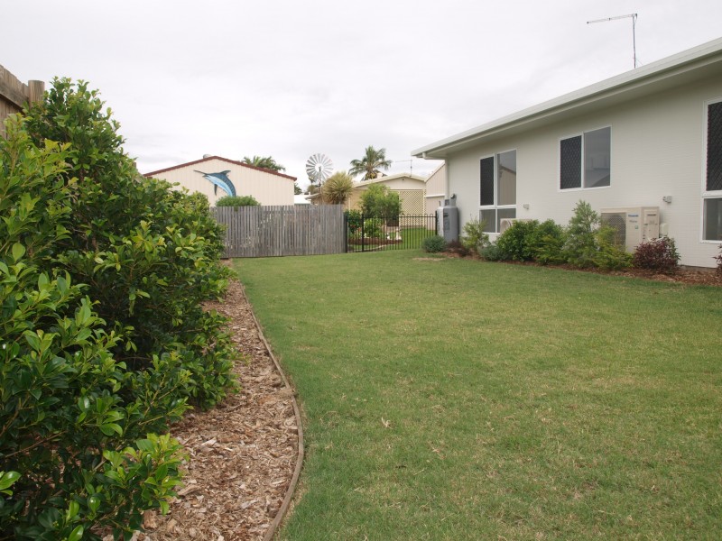 62 Hill Street, Emu Park QLD 4710