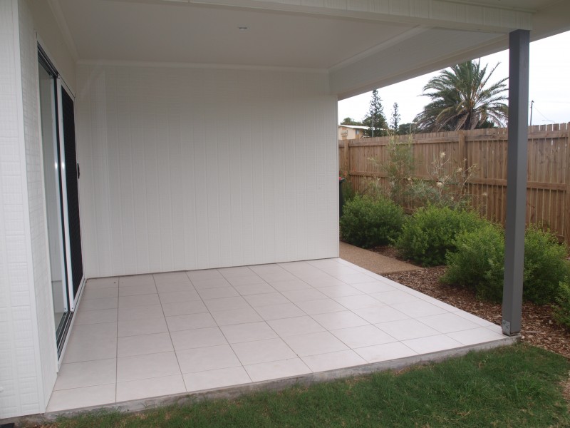 62 Hill Street, Emu Park QLD 4710