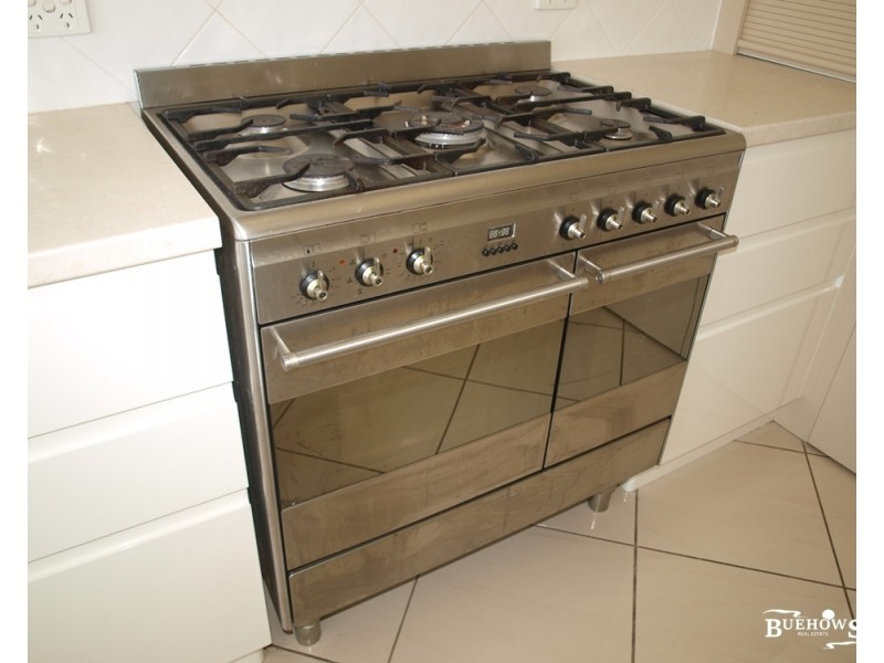 78 Schofield Parade, Keppel Sands QLD 4702