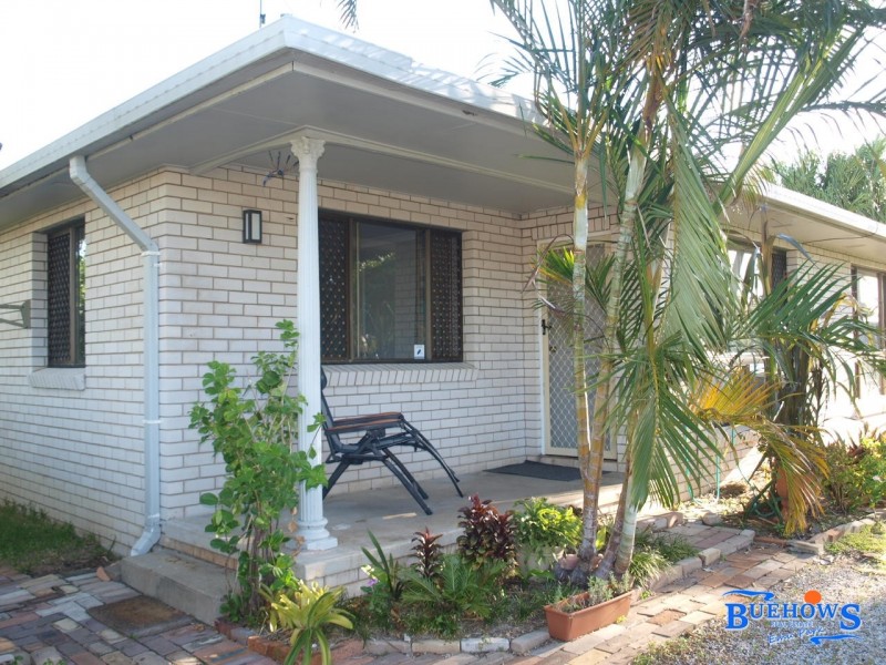 1/2 Anthea St, Kinka Beach QLD 4703