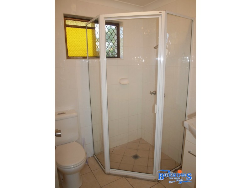 1/2 Anthea St, Kinka Beach QLD 4703