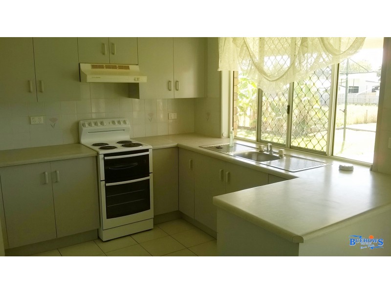 19 Pelican St, Emu Park QLD 4710