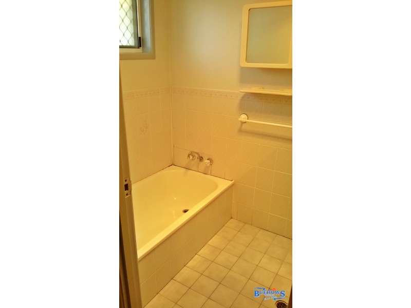 19 Pelican St, Emu Park QLD 4710