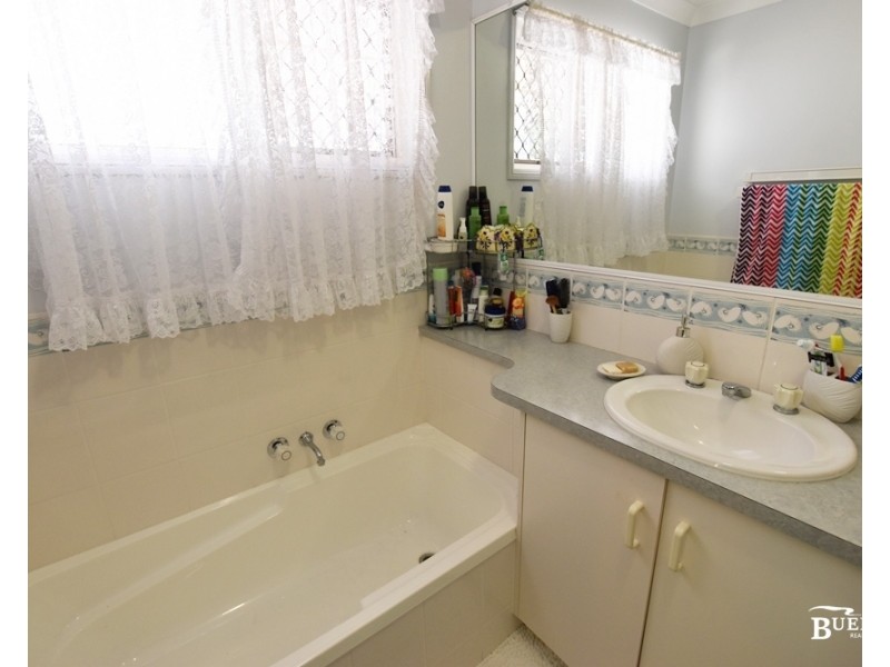 24 Larnach St, Zilzie QLD 4710