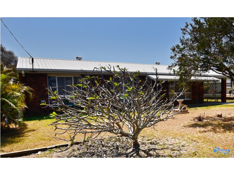 19 Pelican St, Emu Park QLD 4710