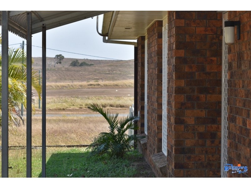 19 Pelican St, Emu Park QLD 4710