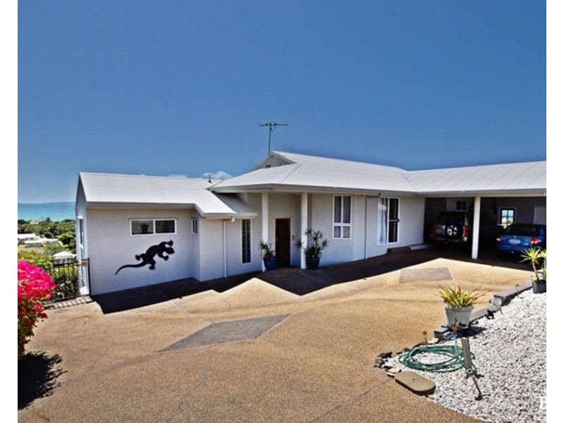 5C Clements St, Emu Park QLD 4710