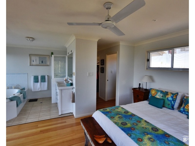 5C Clements St, Emu Park QLD 4710