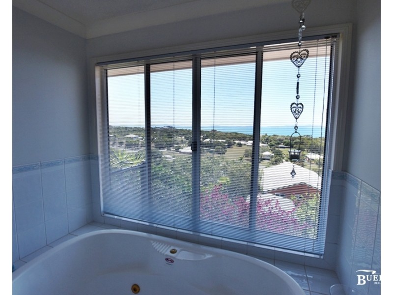 5C Clements St, Emu Park QLD 4710