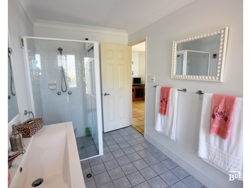 5C Clements St, Emu Park QLD 4710