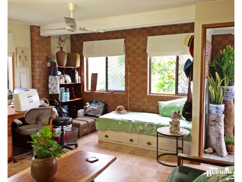 27 Claude St, Zilzie QLD 4710