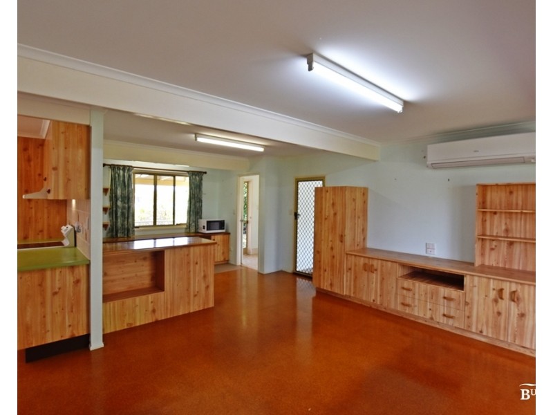 12 Arthur Street, Zilzie QLD 4710