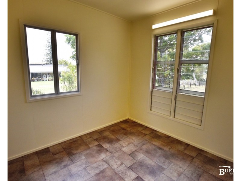 7 Pelican St, Emu Park QLD 4710