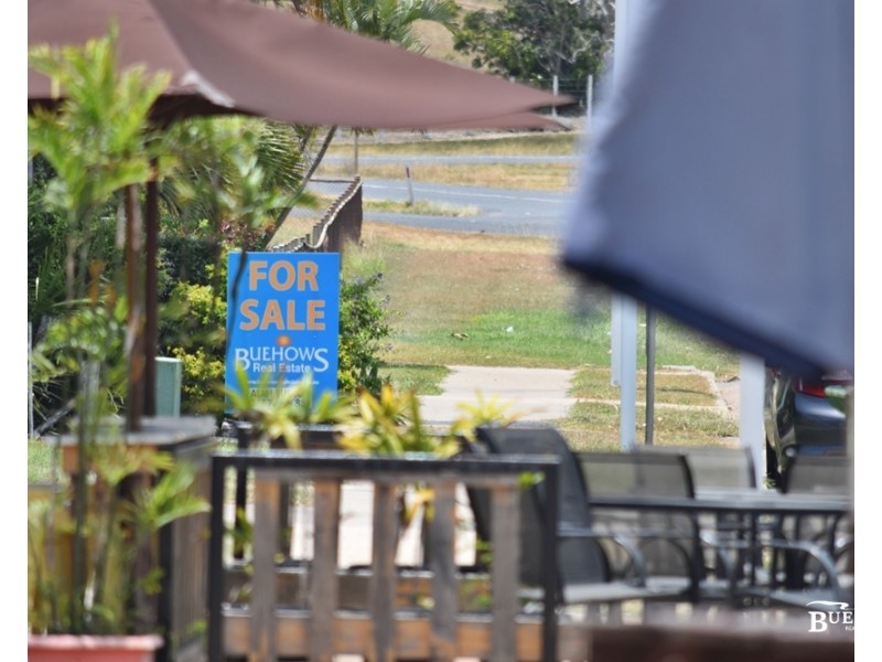 42 Pattison St, Emu Park QLD 4710