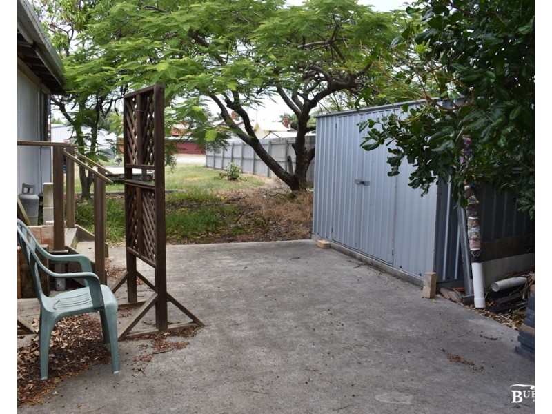 42 Pattison St, Emu Park QLD 4710