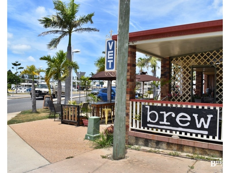 42 Pattison St, Emu Park QLD 4710