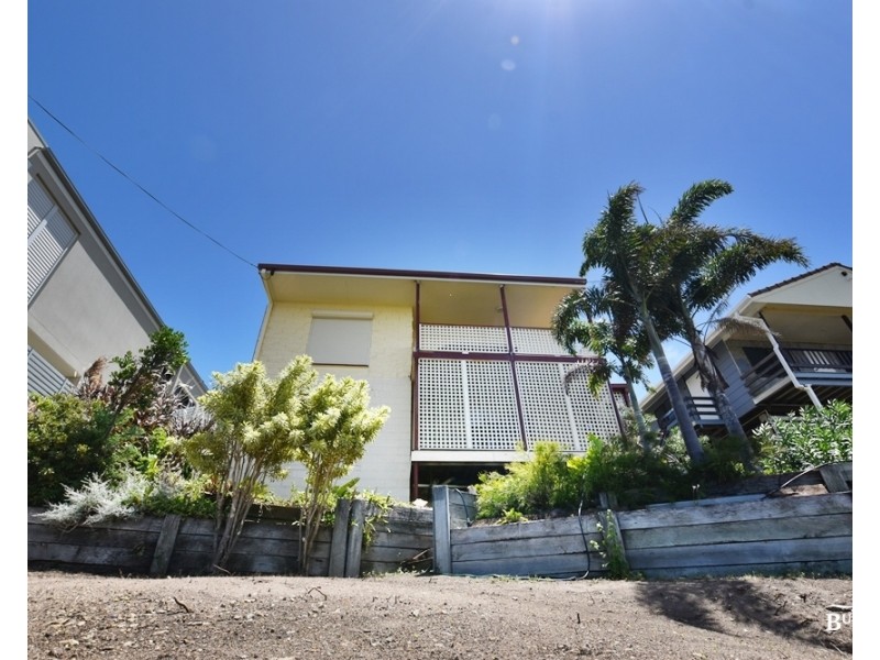 56 Bright St, Emu Park QLD 4710