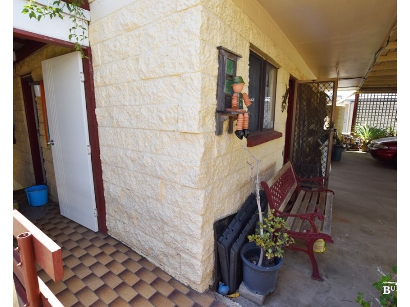 56 Bright St, Emu Park QLD 4710