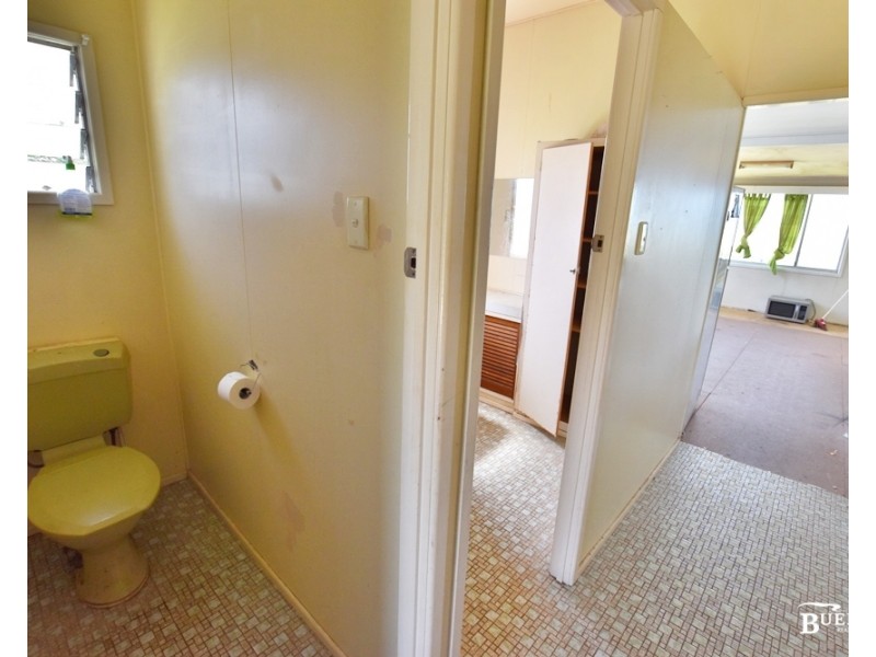 33 Pears St, Emu Park QLD 4710