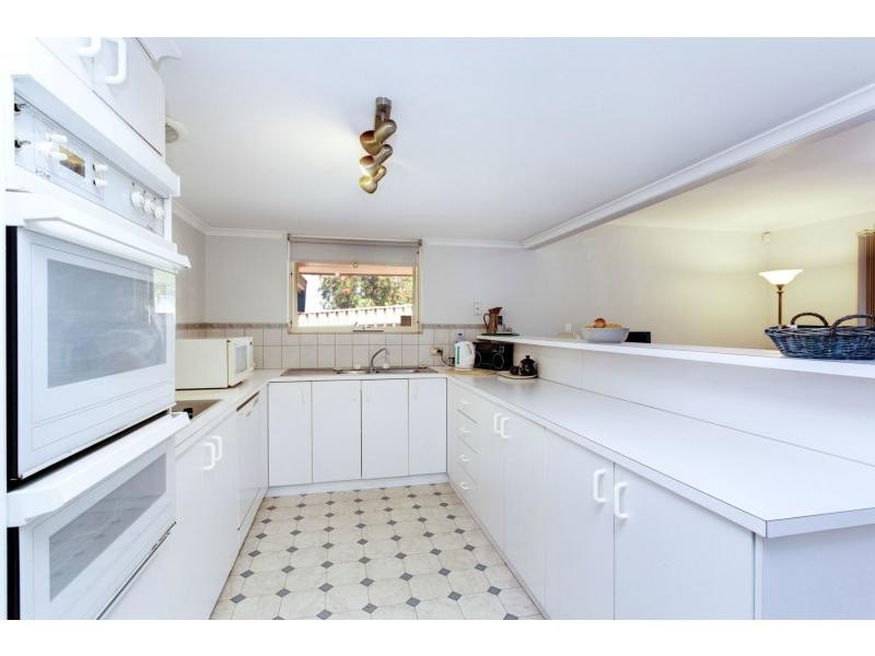 1/10-11 Hopelands Court, Wynn Vale SA 5127