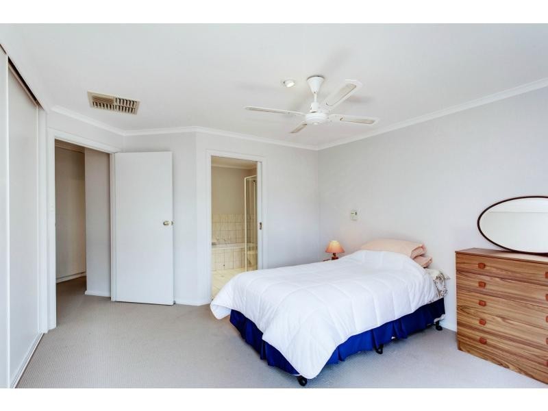 1/10-11 Hopelands Court, Wynn Vale SA 5127